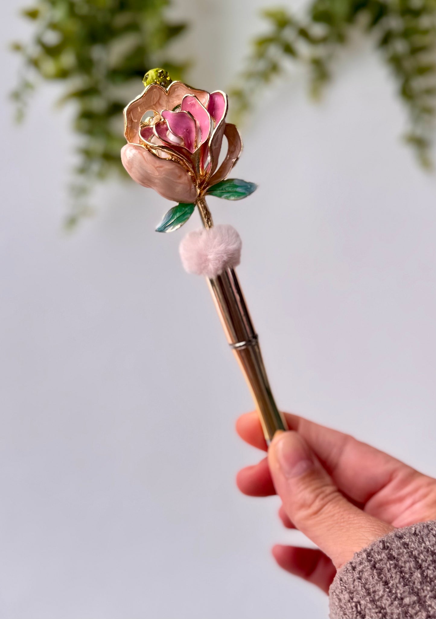 Blush Rose Garden Pen
