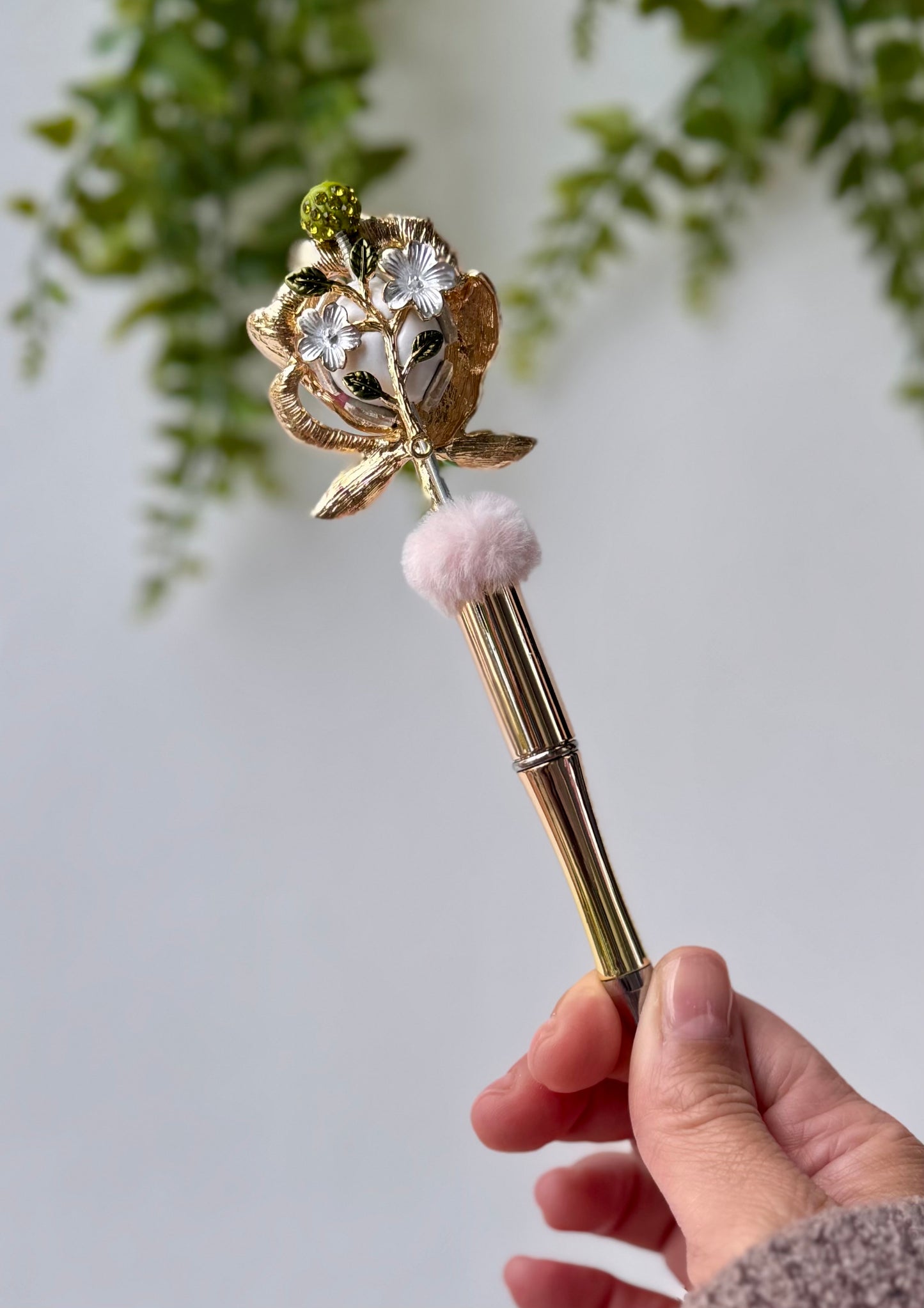 Blush Rose Garden Pen