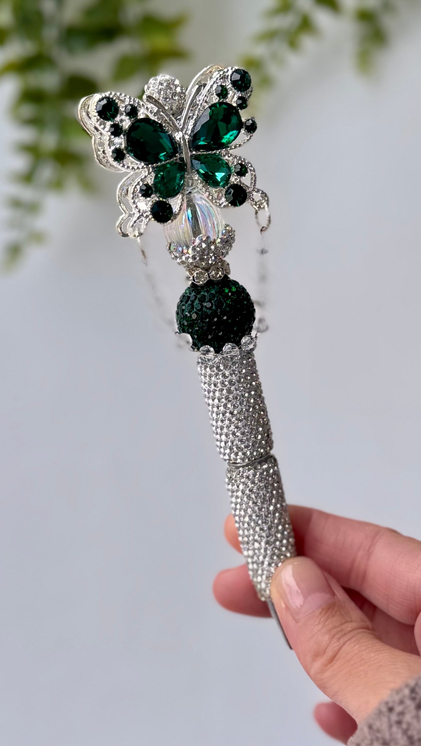 Emerald Green Butterfly Rhinestone Pen – Luxury Silver & Green Crystal Bling Pen for Collectors