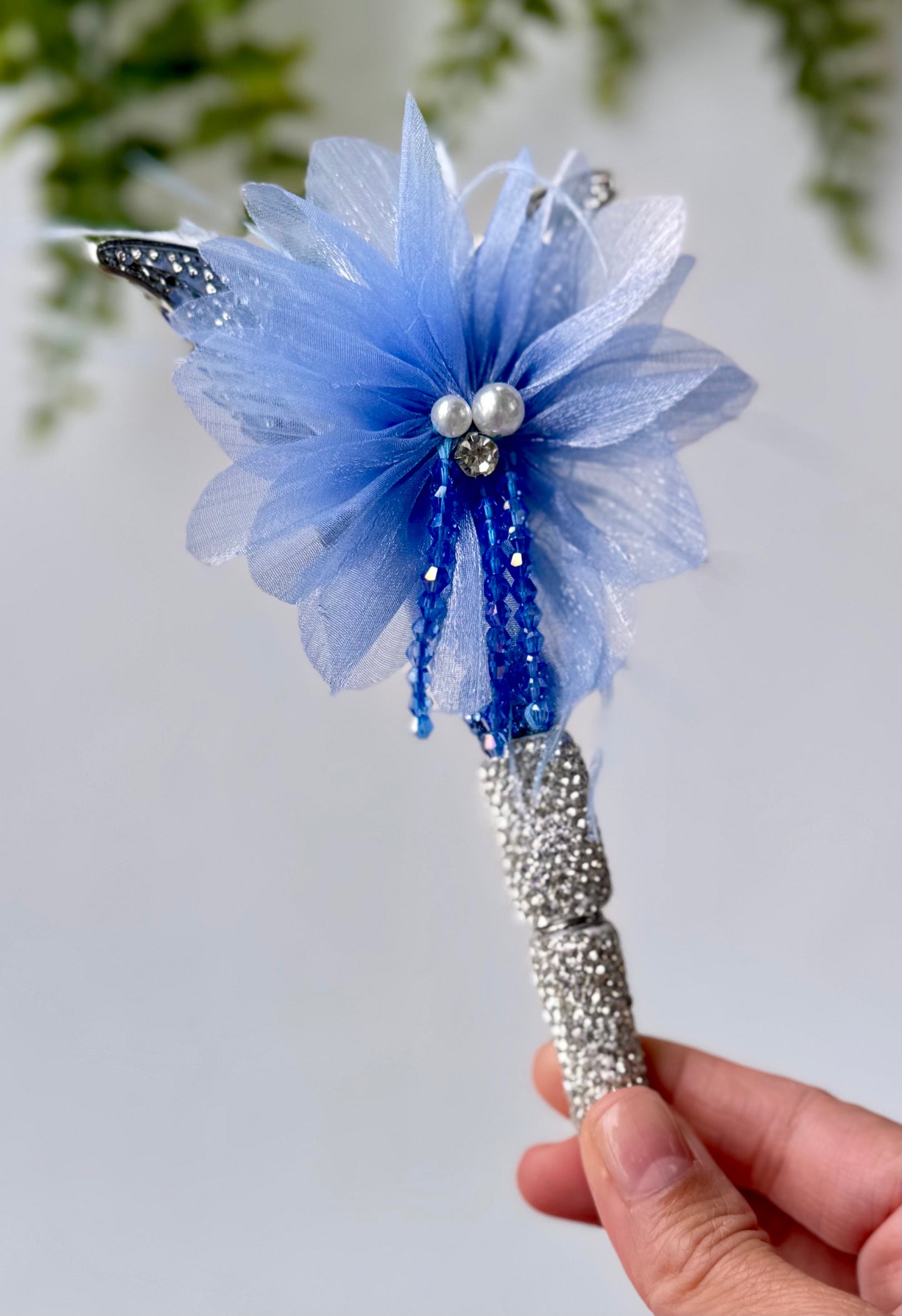 Blue Butterfly Sparkle Rhinestone Pen – Glamorous Crystal Pen for Writing, Gifting & Collecting